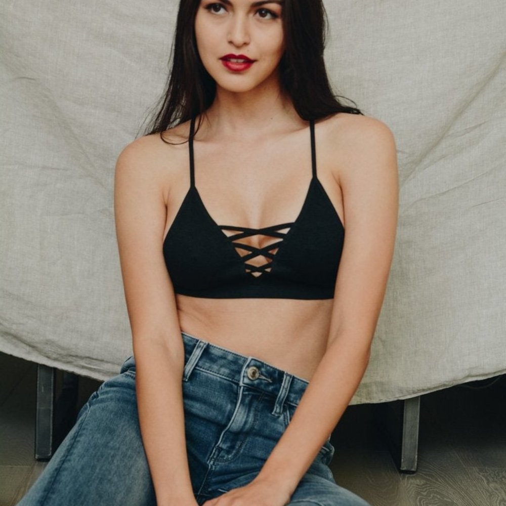 Seamless Lace Up Racerback Bra Stretch Sports Black Bralette